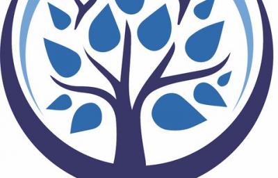 A navy blue tree silhouette wiht royal blue leaves inside a lighter blue crescent represents the Minnesota Ethical Leadership Award logo